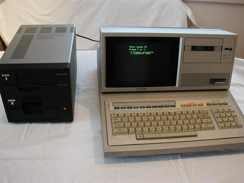 Sharp MZ 80 B (1).JPG